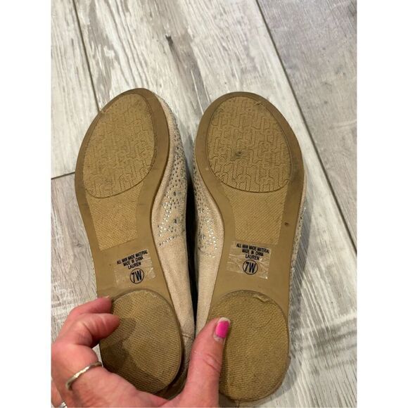 Y Not tan diamond flat slip on shoes size 7W - Picture 9 of 9